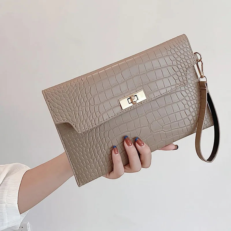 https://cdn.shopify.com/s/files/1/0642/8173/9318/files/Sc735464c120d4b6c9ef469b93ba1ffd9J.webp?v=1745701904